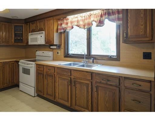 29 Windsor Rd, Beverly, MA 01915 photo 8