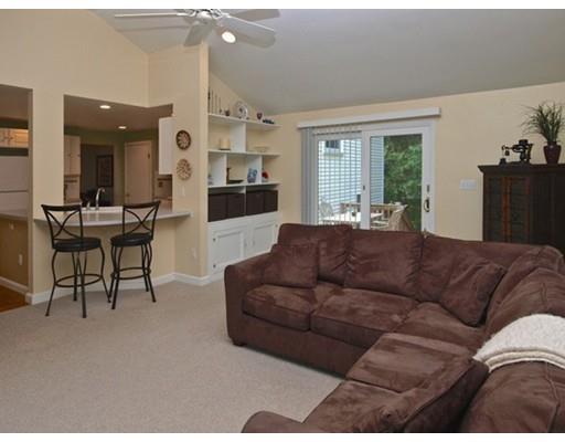 82 Deerfield Rd, Needham, MA 02492 photo 11
