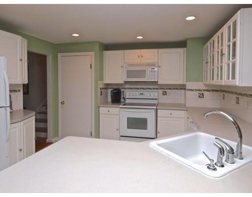 82 Deerfield Rd, Needham, MA 02492 photo 9