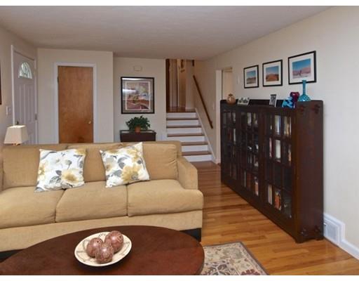 82 Deerfield Rd, Needham, MA 02492 photo 5