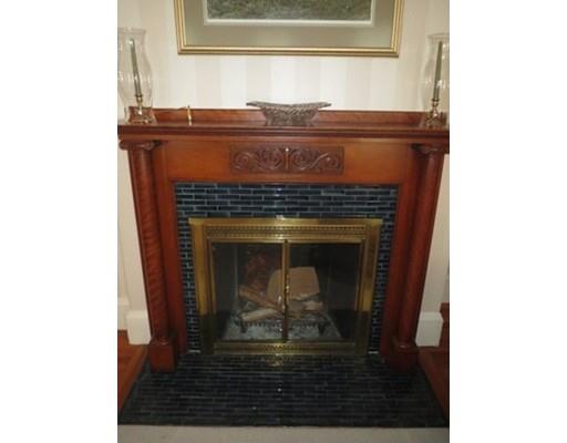 54 Garfield St, Springfield, MA 01108 photo 6