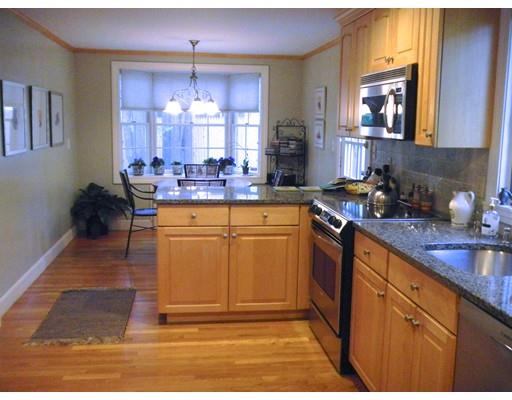 27 Richdale Rd, Needham, MA 02494 photo 4