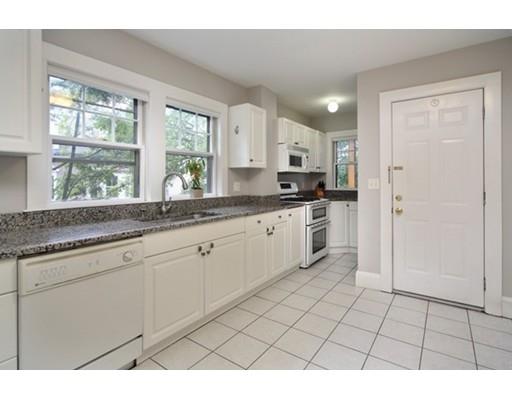 4 Upland Rd #1, Brookline, MA 02445 photo 2