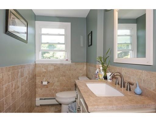 70 Hooper Rd, Dedham, MA 02026 photo 10