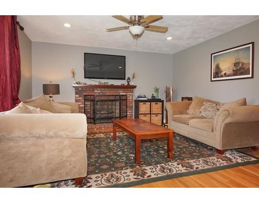 70 Hooper Rd, Dedham, MA 02026 photo 6