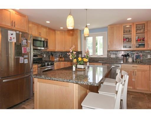 70 Hooper Rd, Dedham, MA 02026 photo 3