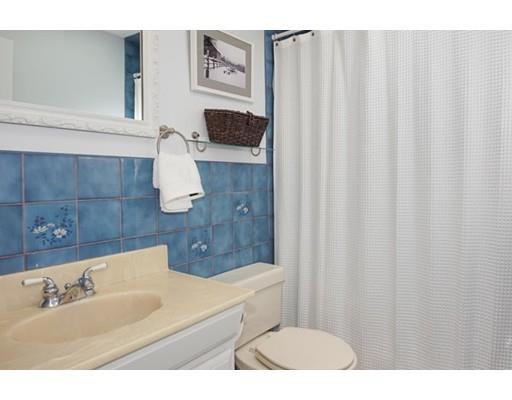 4 Oneida Rd, Acton, MA 01720 photo 13