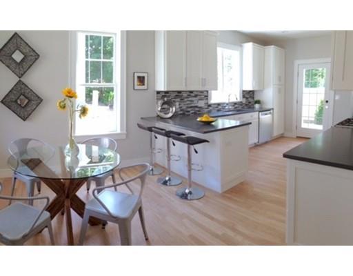 34 Pleasant St, Needham, MA 02492 photo 10
