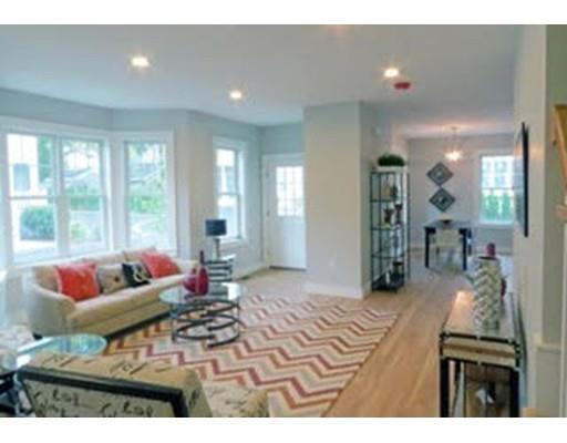 34 Pleasant St, Needham, MA 02492 photo 11
