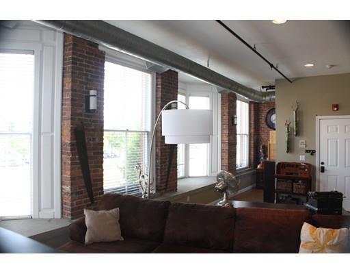 261 Dutton #4, Lowell, MA 01852 photo 12