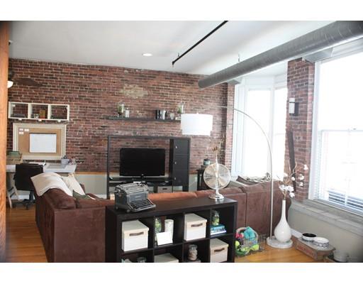261 Dutton #4, Lowell, MA 01852 photo 7
