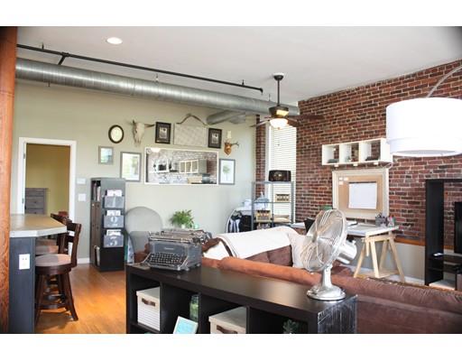 261 Dutton #4, Lowell, MA 01852 photo 9