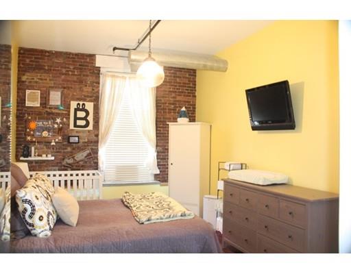 261 Dutton #4, Lowell, MA 01852 photo 24