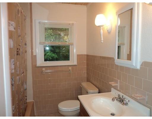 10 Springbrook Rd, Auburn, MA 01501 photo 9