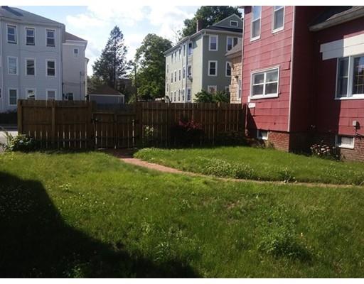 28 S Stowell St, Worcester, MA 01604 photo 9
