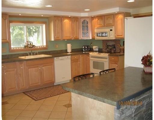 6 Katahdin St, Worcester, MA 01606 photo 6