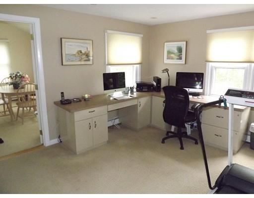 10 Eagle Dr, Sharon, MA 02067 photo 26
