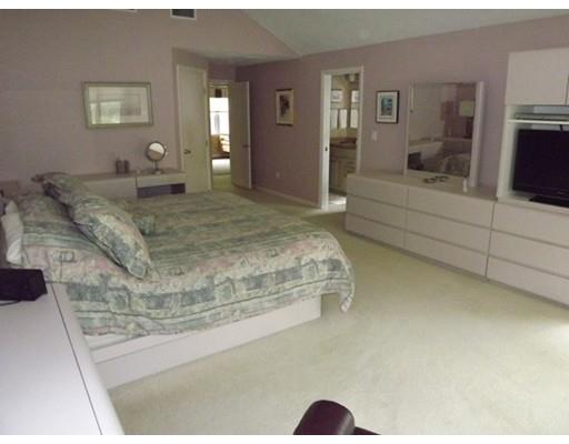 10 Eagle Dr, Sharon, MA 02067 photo 17