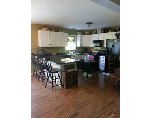 17 Plain St E, Berkley, MA 02779 photo 8