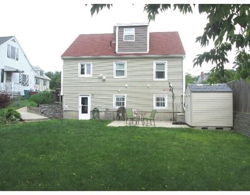 53 Webber St, Lowell, MA 01851 photo 3