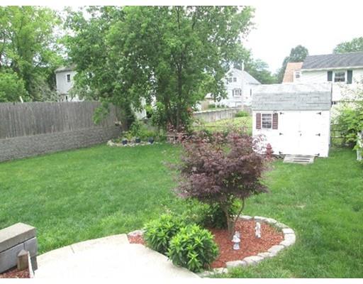 53 Webber St, Lowell, MA 01851 photo 4