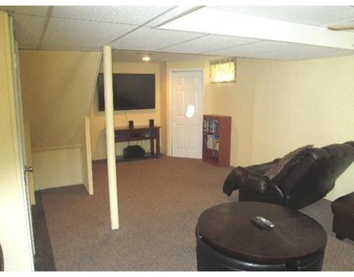 53 Webber St, Lowell, MA 01851 photo 18