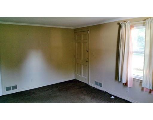 51 Pemaquid St, Springfield, MA 01151 photo 13