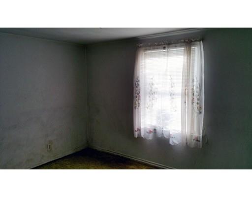 51 Pemaquid St, Springfield, MA 01151 photo 14