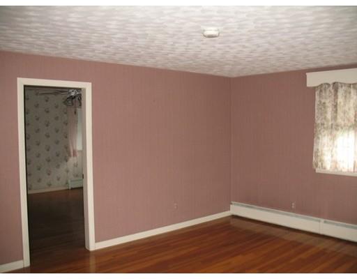 67 Gates Ln, Worcester, MA 01603 photo 3