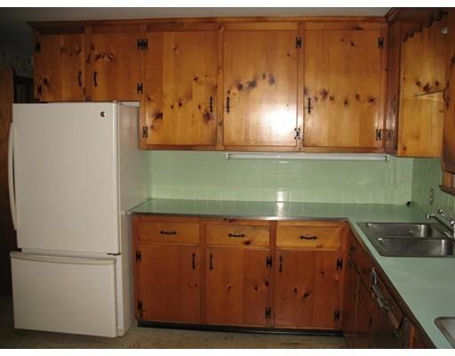 67 Gates Ln, Worcester, MA 01603 photo 6