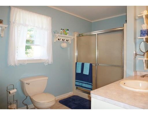 54 Pheasant Dr, Springfield, MA 01119 photo 14