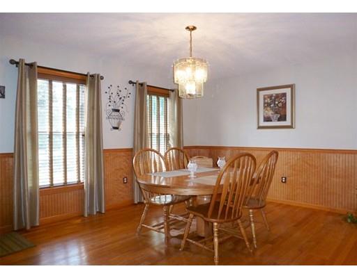 54 Pheasant Dr, Springfield, MA 01119 photo 7