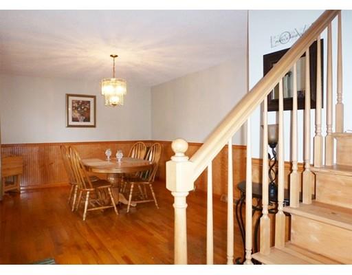 54 Pheasant Dr, Springfield, MA 01119 photo 6