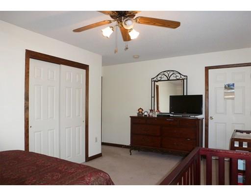 54 Pheasant Dr, Springfield, MA 01119 photo 18
