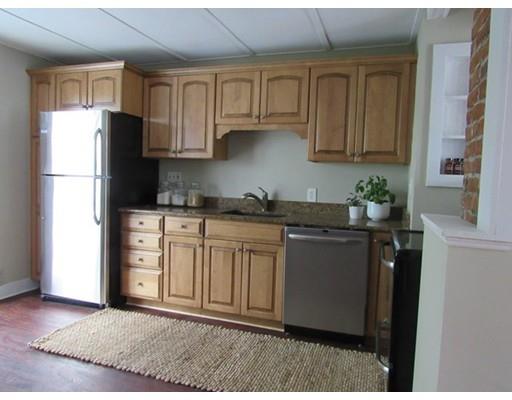 10 Alpine Ct, Gloucester, MA 01930 photo 4