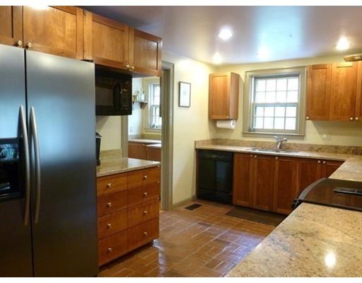 1 Eagle Ln, Beverly, MA 01915 photo 5