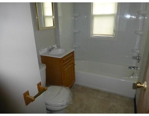 90 El Paso St, Springfield, MA 01104 photo 12