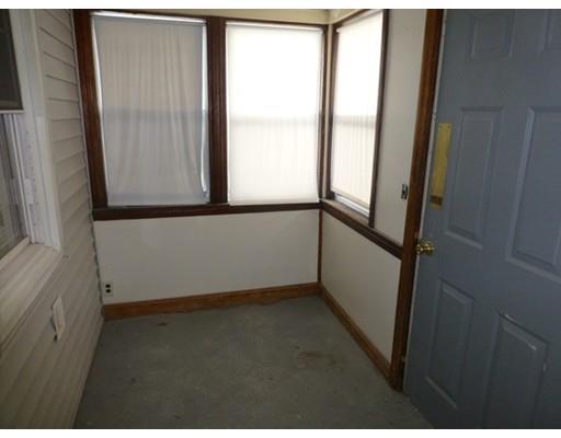90 El Paso St, Springfield, MA 01104 photo 9