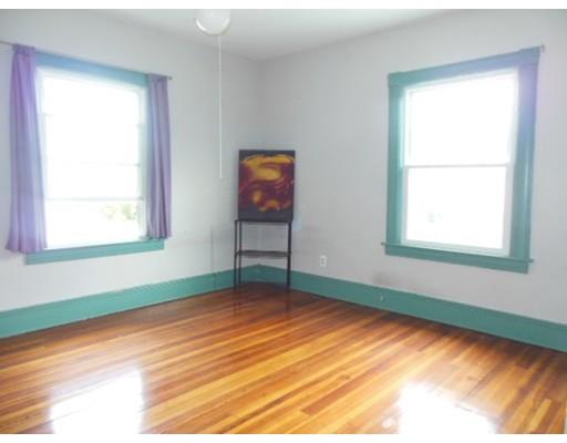 34 Virginia St, Springfield, MA 01108 photo 13