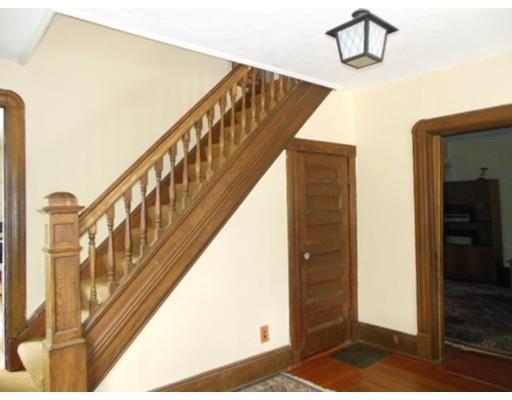 34 Virginia St, Springfield, MA 01108 photo 2