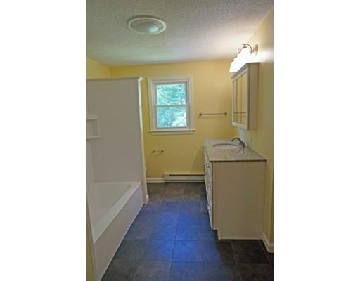 29 Phelps St, Easthampton, MA 01027 photo 17