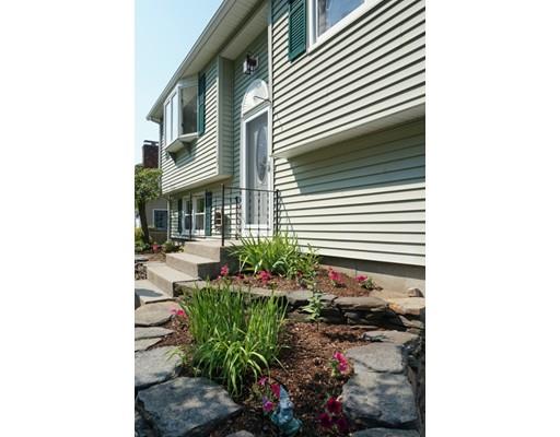 29 Phelps St, Easthampton, MA 01027 photo 3