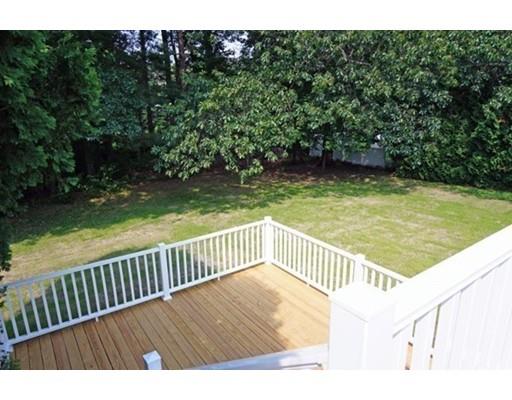 29 Phelps St, Easthampton, MA 01027 photo 8