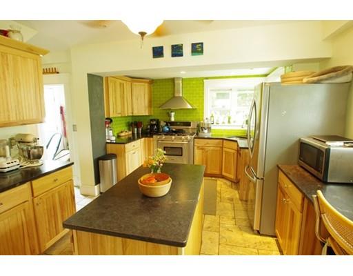 63 Maple St, Easthampton, MA 01027 photo 9