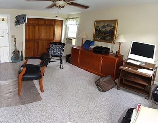 8 Lakeview Cir, Sutton, MA 01590 photo 17