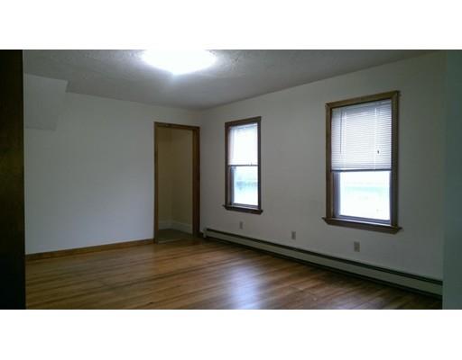 8 Gordon St, Worcester, MA 01604 photo 11