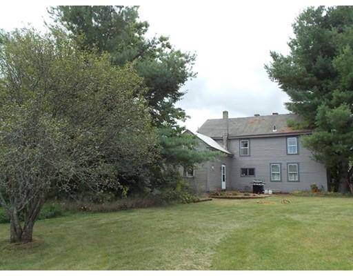 445 Mulpus Rd, Lunenburg, MA 01462 photo 3