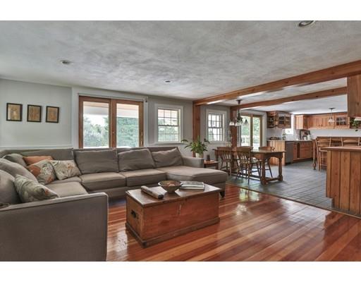 348 North St, Medfield, MA 02052 photo 7