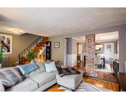 25 Morton St, Lowell, MA 01852 photo 11