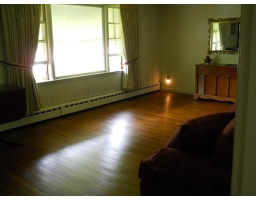 18 Stoneleigh Rd, Worcester, MA 01606 photo 4